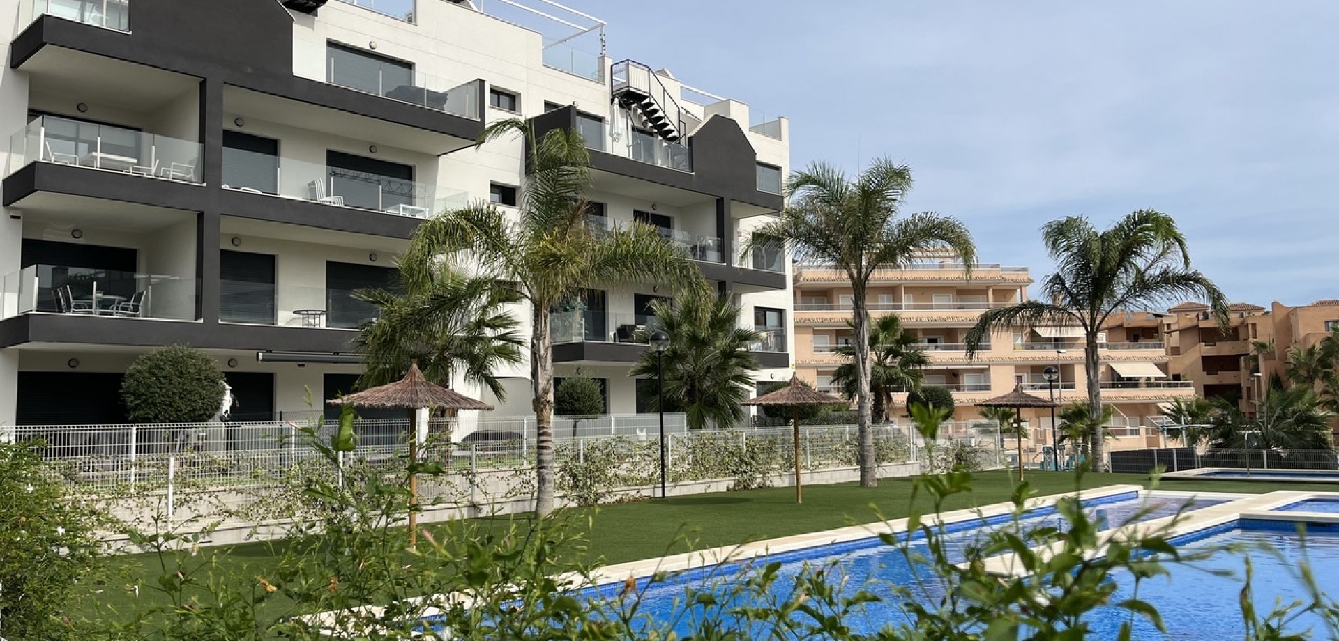 Apartment in Villamartin - Image 4
